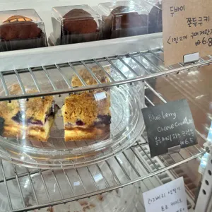 우트커피 리뷰 사진