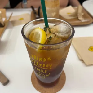 악토버나인 대표 사진