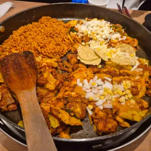 유가네닭갈비 사진