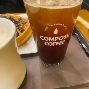 컴포즈커피 대표 사진