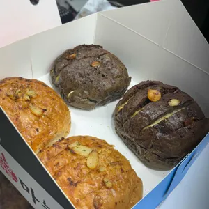 훈이네마늘빵 사진 1