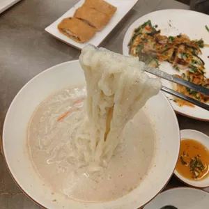 홍두깨칼국수 사진