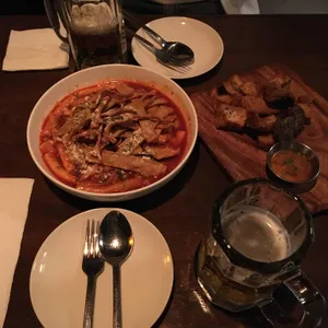 트랙 대표 사진