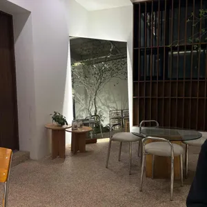 앞마당 대표 사진