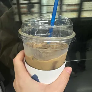 블루샥 대표 사진