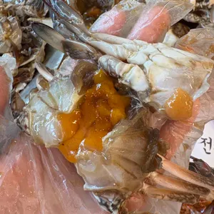 우전옥 간장게장 무한리필 사진 1