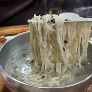 옹심이칼국수 대표 사진