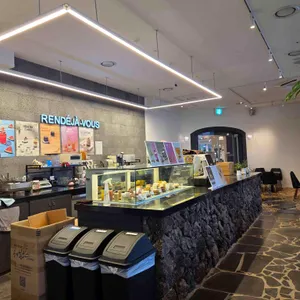 랑데자뷰 대표 사진