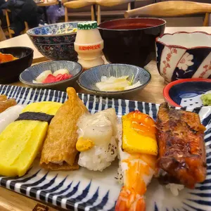 백초밥 대표 사진