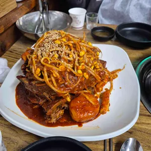 24시뼈다귀감자탕 사진 1