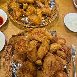 부암동치킨 대표 사진