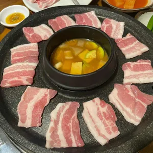 보리쌈밥 대표 사진