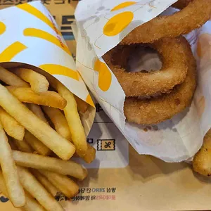 롯데리아 대표 사진