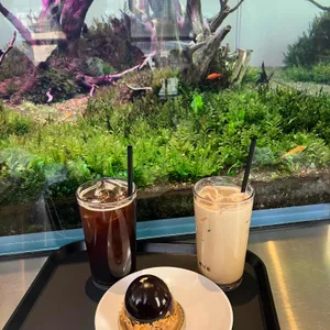 골드헤겔 사진 1