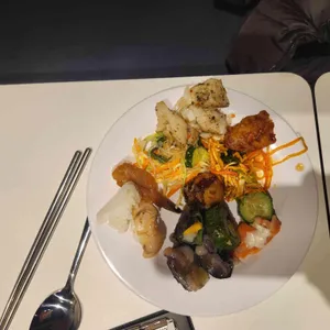 애슐리퀸즈 대표 사진