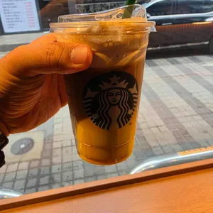 스타벅스 사진 1