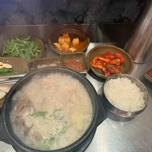 수변최고돼지국밥 대표 사진