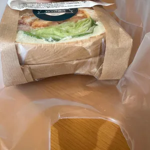 위치앤샐러 사진