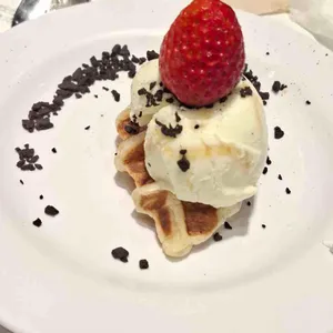 애슐리퀸즈 사진