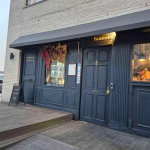 뜨라또리아 일 페노메논 대표 사진