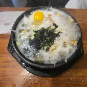 중리콩나물국밥 사진