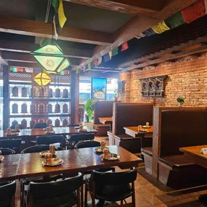 에베레스트 대표 사진