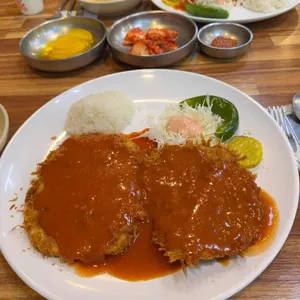 성왕돈까스 사진 1