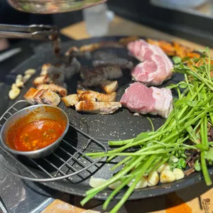 온유월식당 대표 사진