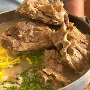 대봉뼈칼국수 대표 사진