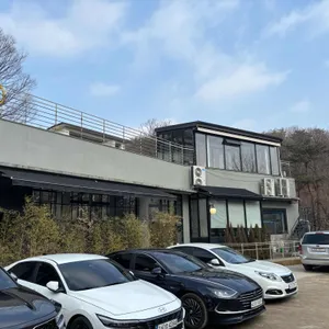 카페 산아래 리뷰 사진