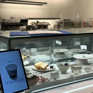 틸화이트 대표 사진