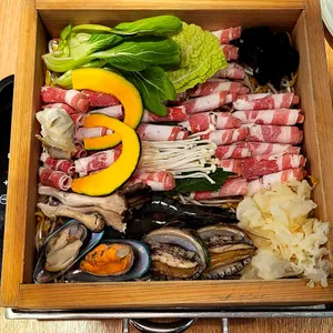 채움편백찜샤브샤브 사진 1