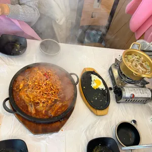 홍홍식당 사진 1