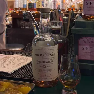 지하실 대표 사진