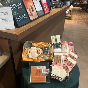 스타벅스 대표 사진