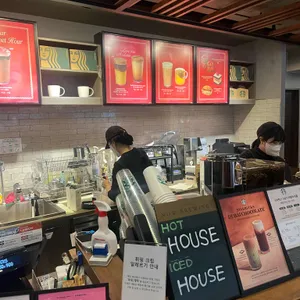 스타벅스 대표 사진