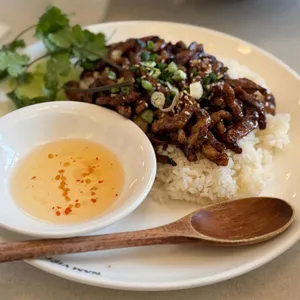 남월 대표 사진