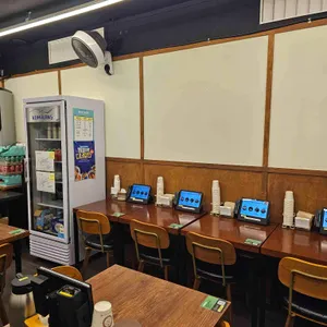 돌고래밥 대표 사진