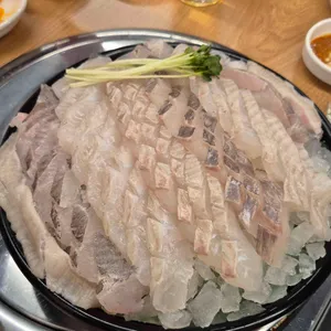 속초오징어어시장 대표 사진