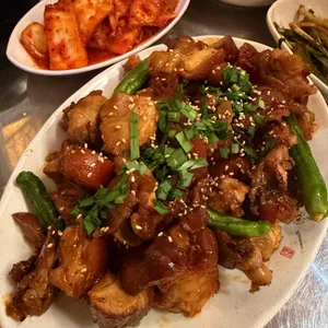 모퉁이족발 대표 사진