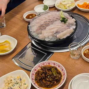 속초오징어어시장 대표 사진