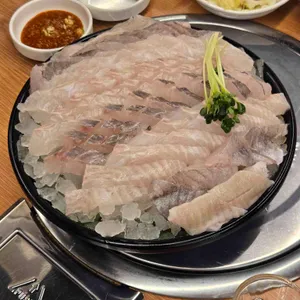 속초오징어어시장 대표 사진