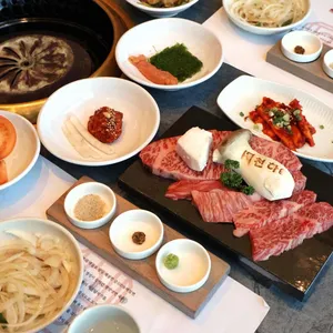 천하 대표 사진