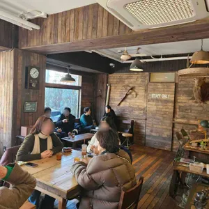 맥코이 대표 사진