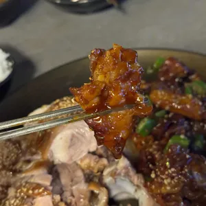 오밤족 대표 사진