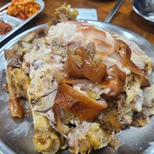 평안도 족발집 사진 1