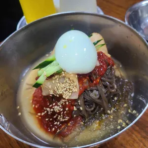 평안도 족발집 대표 사진