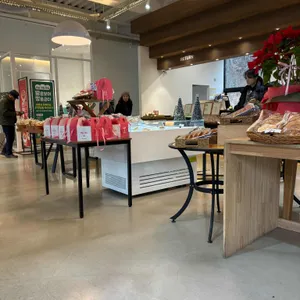 별을 보며빵을 굽다. 대표 사진