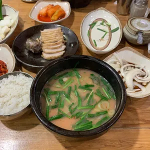 더도이종가집돼지국밥 대표 사진