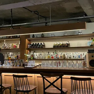 와이인 대표 사진